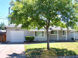 1660 Bowling Green Dr, Sacramento, CA 95815