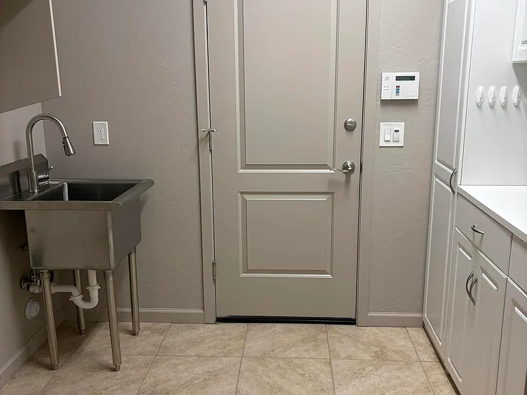 606 Tapco Ln — Photo 10