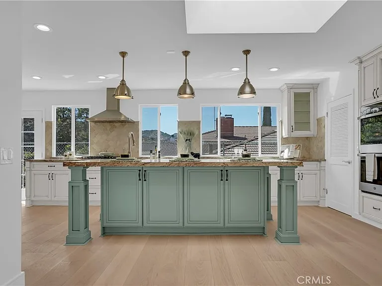 22740 Liberty Bell Rd — Photo 16