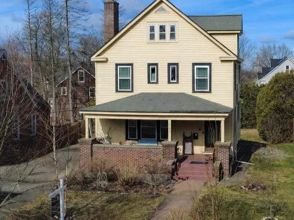 1593 Randolph Road, Schenectady, NY 12308