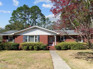 1700 Carey Rd, Kinston, NC 28501