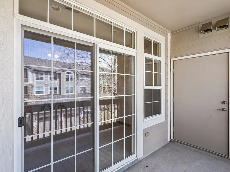 1574 Olympia Cir #203 — Photo 6