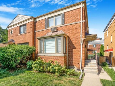 8129 Lake St, River Forest, IL, 60305