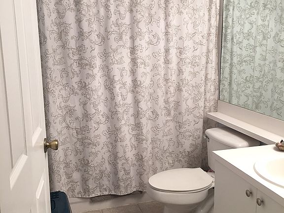 5th image of 2039 SE 10th Ave APT 510