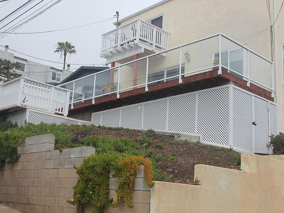 Exterior rear deck from street