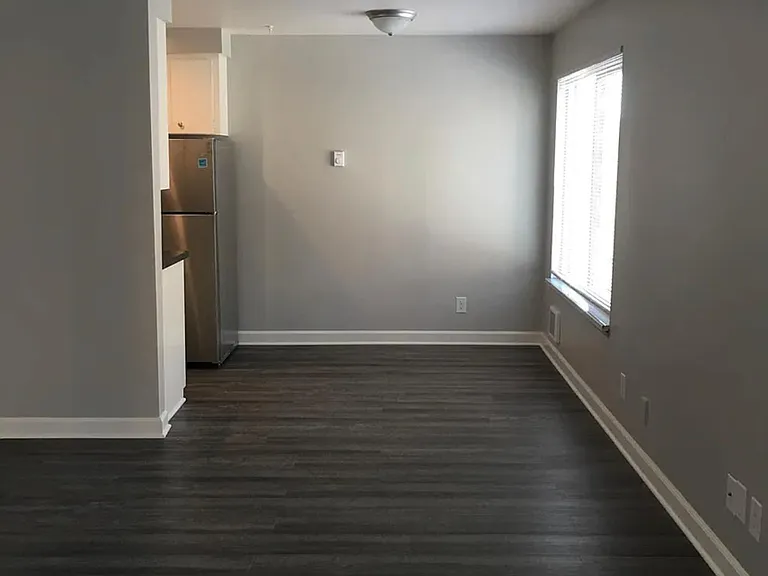 3911 Whitman Ave N #303 — Photo 3