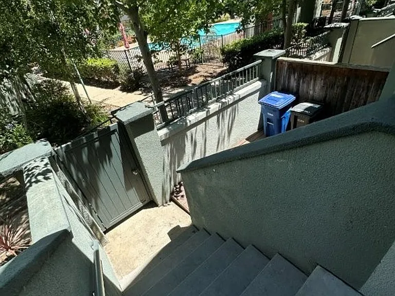 637 Atherton Pl #403 — Photo 23