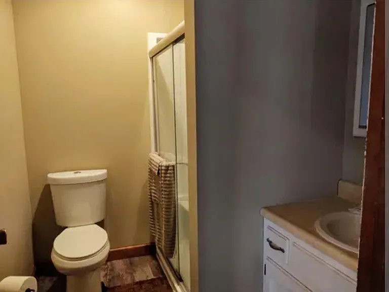 104 N Euclid St — Photo 10