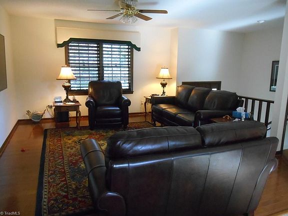 2nd image of 135 Wagoner Dr
