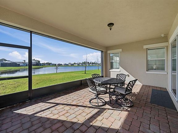 2nd image of 2717 Greenlands St