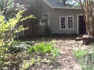 75 Lake Dr, Dawsonville, GA 30534