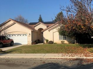 2608 W Babcock Ave, Visalia, CA 93291