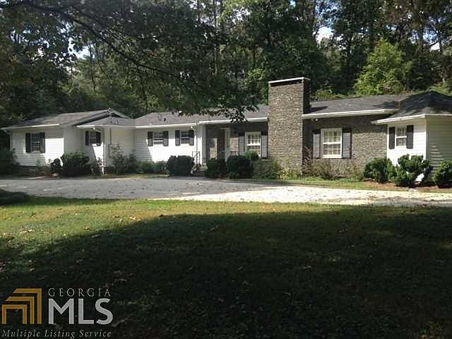 1st image of 676 Dixon Dr