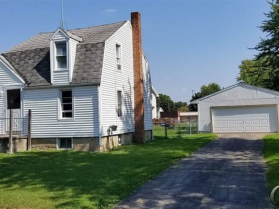 2nd image of 811 Abrey Ave