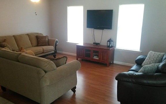 5th image of 198 Bay Pine Dr