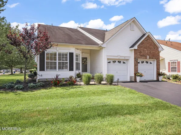 21 Silver Maple Lane, Howell, NJ 07731