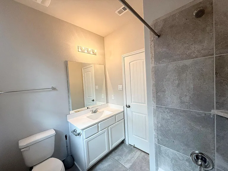 24423 Tesino River Cir — Photo 16