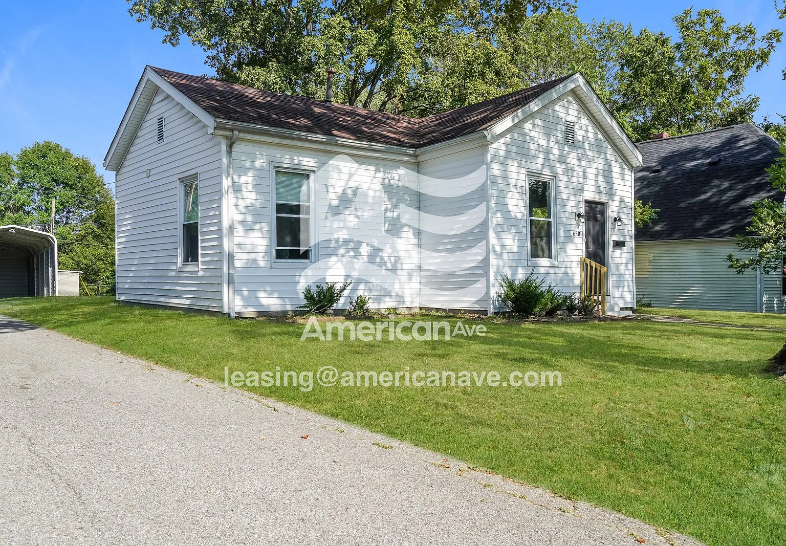 2 bed, 1.0 bath, 1034 sqft, $1,020 — Photo 3