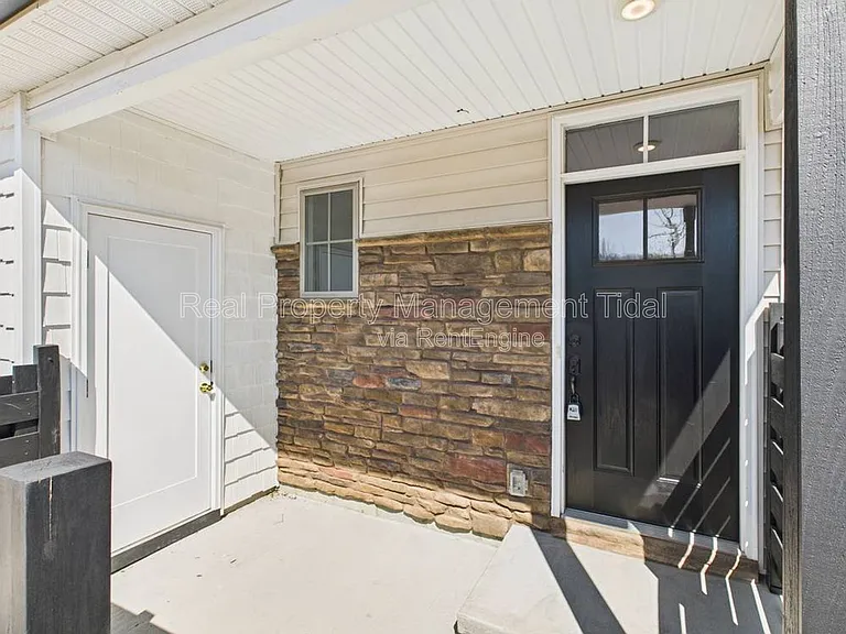 604 Kathy Ann Way — Photo 4