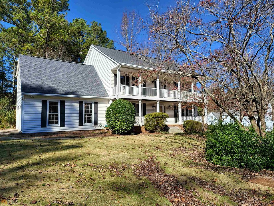 1st image of 370 Sarah Ln