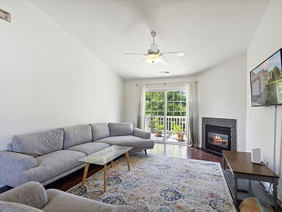5th image of 5035 Diane Ct