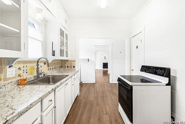 1434 Hicks Ave — Photo 11