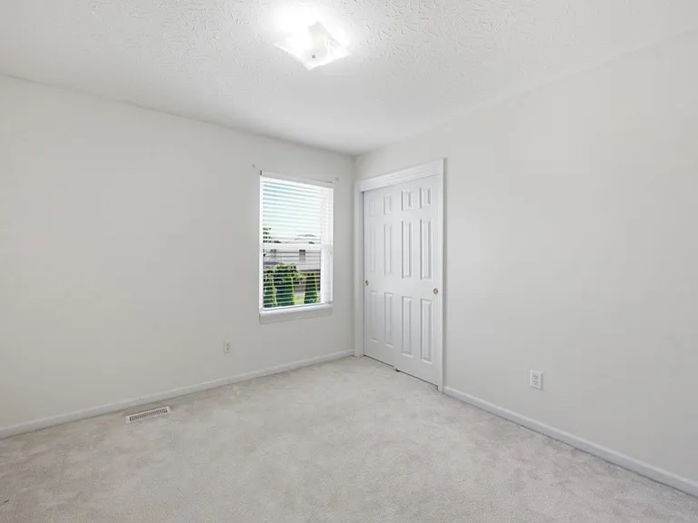 7649 Tollgate Ct — Photo 16