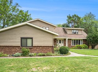 6565 Pleasantview Dr, Portage, MI 49024
