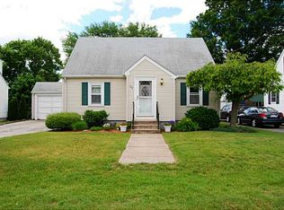 20 Rice St, Pawtucket, RI 02861