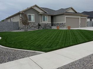 193 S Mustang Ridge Rd, Grantsville, UT 84029