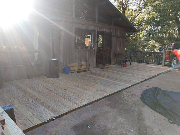 Hide-a-hose storage in deck