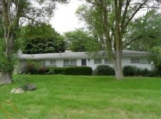 32225 Middlebelt Rd, Farmington Hills, MI 48334