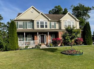 598 Triumphant Way, Falling Waters, WV 25419