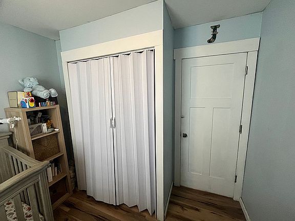 2nd image of 422 Crystal Ave