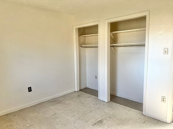 4th image of 1022 E Irvine St #8