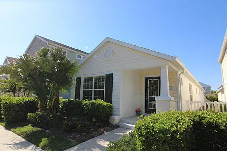 12476 Shimmering Oak Cir