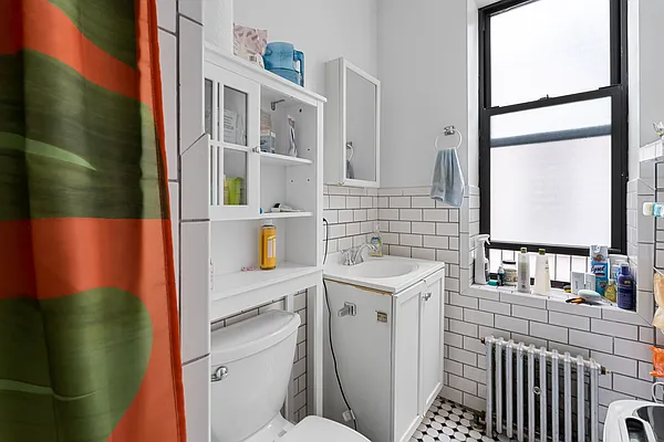 Rented by Corcoran | media 7