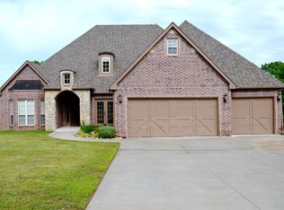 15995 Cherokee Blvd, Skiatook, OK 74070