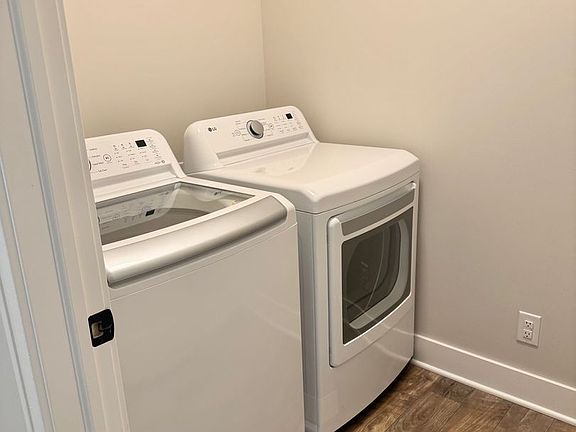 4th image of 12908 S 54th St