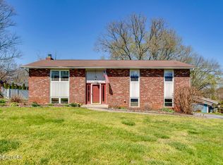 928 Teakwood Rd, Knoxville, TN 37919