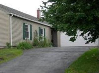 53 Phipps Rd, Portland, ME 04102