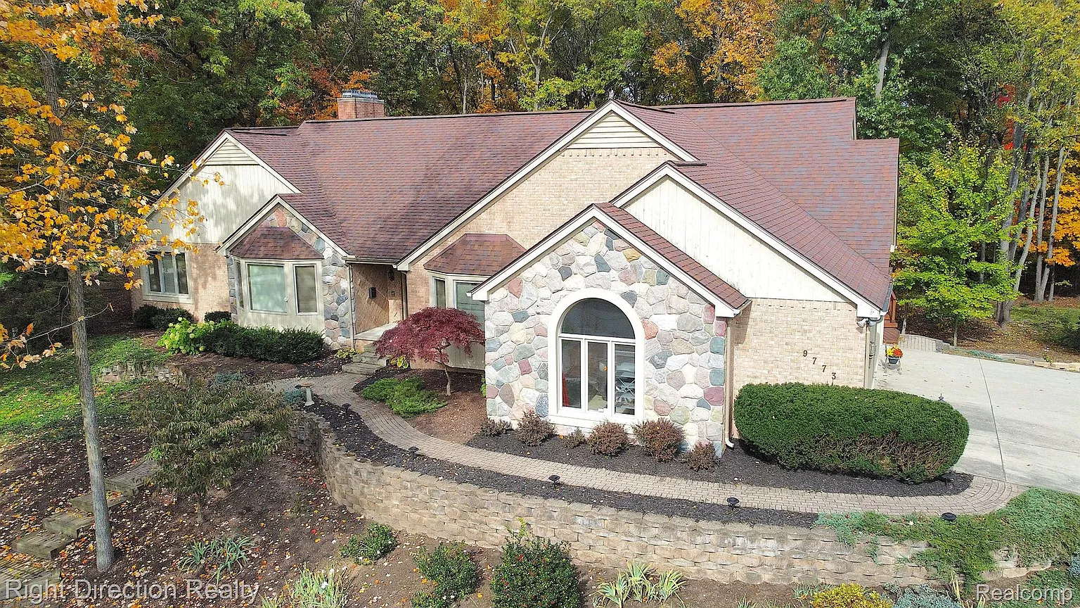 9773 Pine Valley Trl photo 1