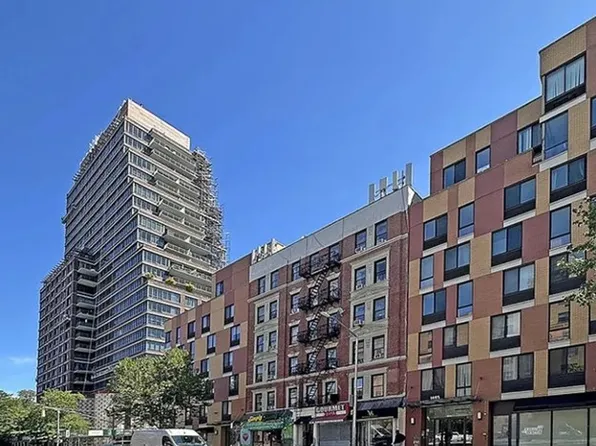 1469 5th Avenue image 1 of 9