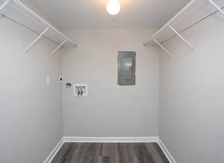 Welcome to Richmond Hills Apartments, where spacious living meets modern design. Enjoy the convenience of ample storage in thoughtfully crafted layouts. Elevate your lifestyle and simplify your space today. Schedule a tour now!