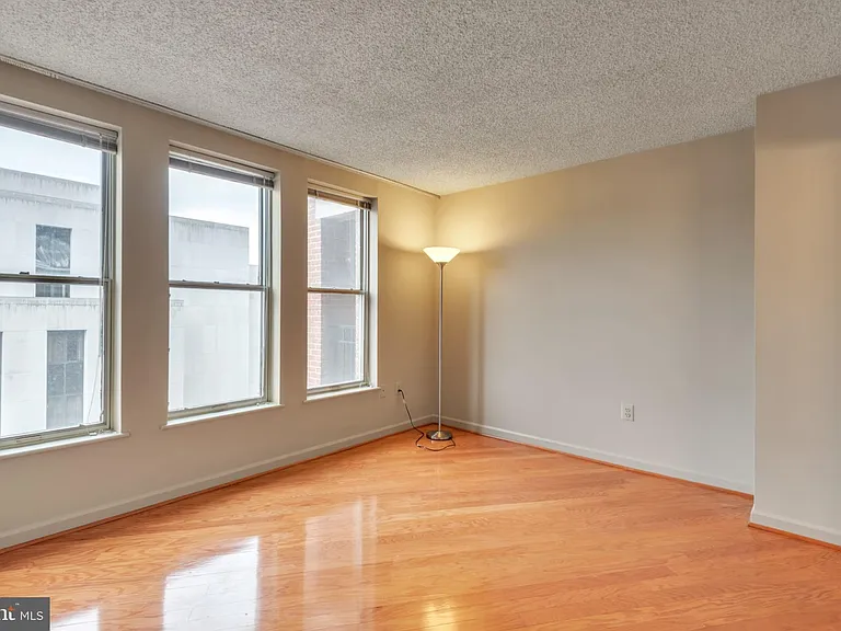 601 Pennsylvania Ave NW #805 — Photo 10