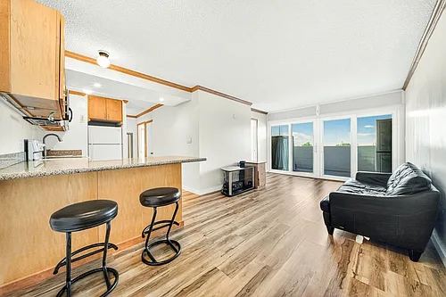 3388 Salt Lake Blvd #204 Photo 1 3388 Salt Lake Blvd #204 Photo 1