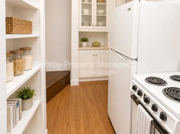 12 Bellflower Cir APT 2, Chattanooga, TN 37411