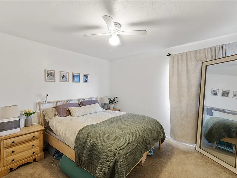 1400 Summit St #A — Photo 10