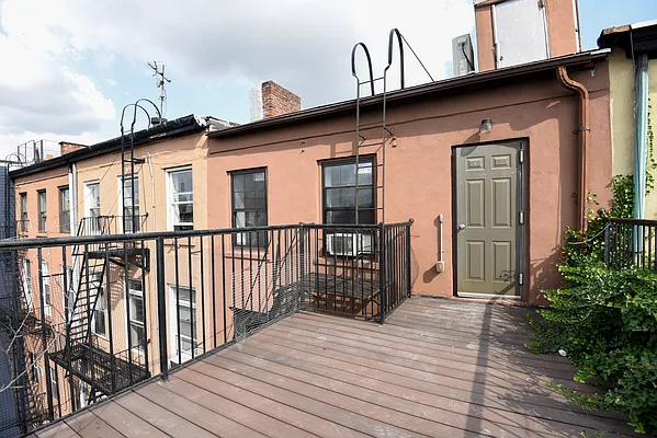 Rented by Brick&Mortar | media 28