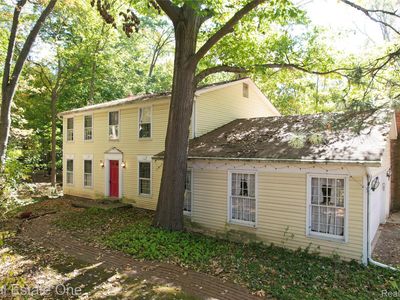 3961 Will O Way Ln, West Bloomfield, MI, 48323